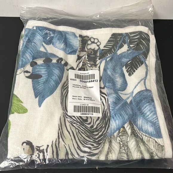 Williams Sonoma Tropical Jungle Print pillow cover - Picture 10 of 12